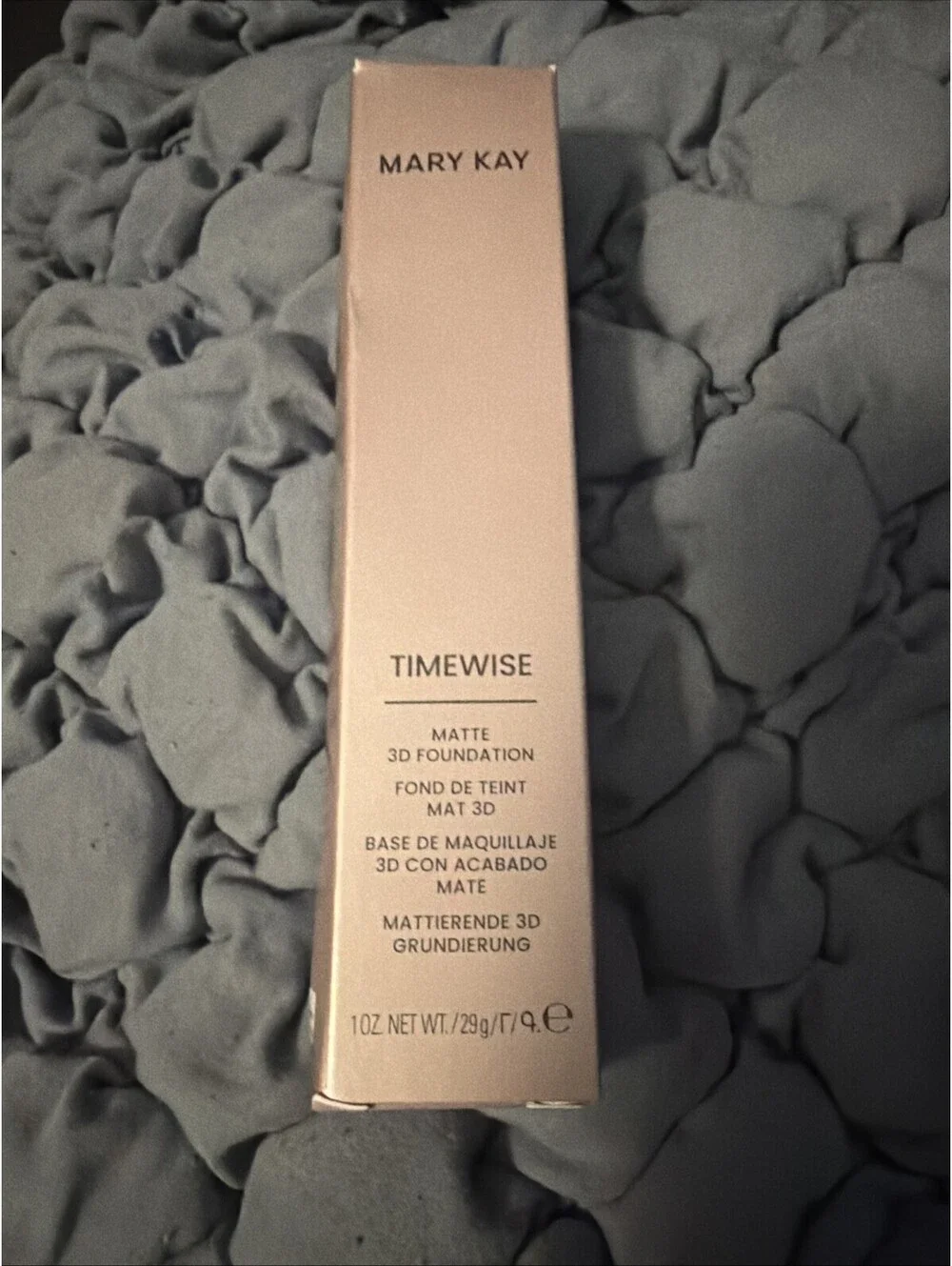 NEW Mary Kay Timewise Matte 3D Foundation Medium 1 MOY 1 210741 HX17